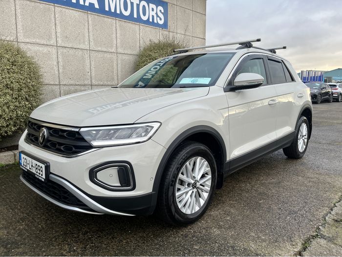 Volkswagen T-Roc 2023