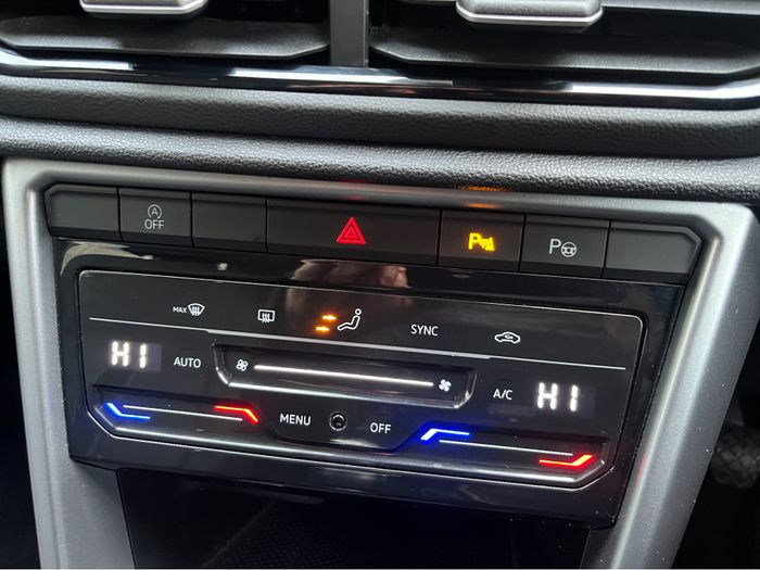 Volkswagen T-Roc 2023