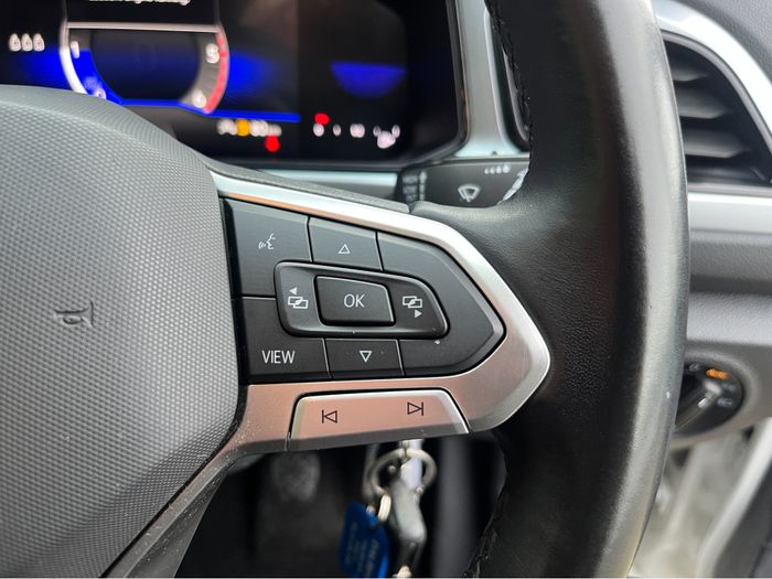 Volkswagen T-Roc 2023