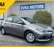 Toyota Auris 2015