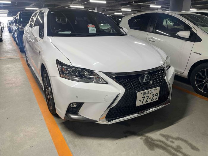 Lexus CT200H 2017