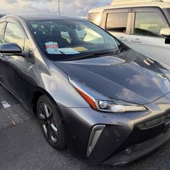 Toyota Prius 2021