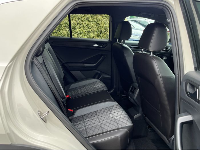 Volkswagen T-Roc 2024