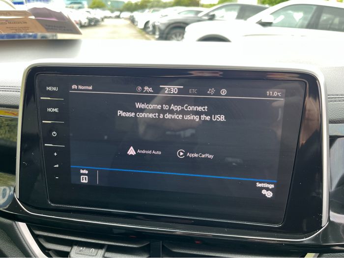 Volkswagen T-Roc 2024