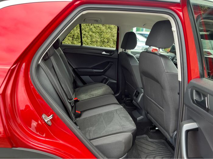 Volkswagen T-Roc 2023