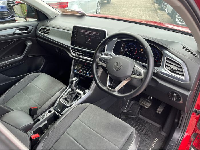 Volkswagen T-Roc 2023