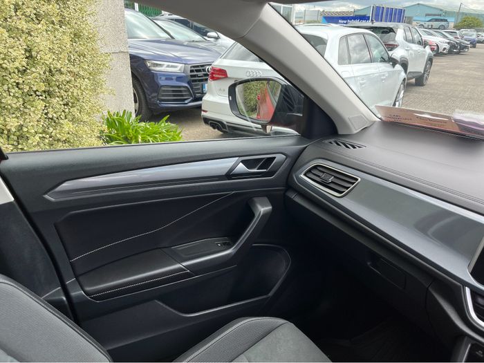 Volkswagen T-Roc 2023