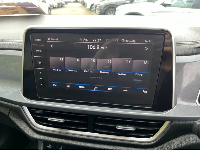 Volkswagen T-Roc 2023