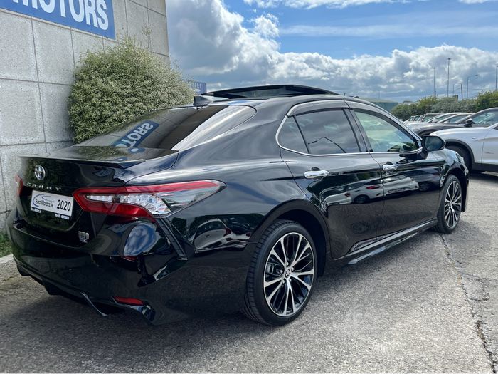 Toyota Camry 2020