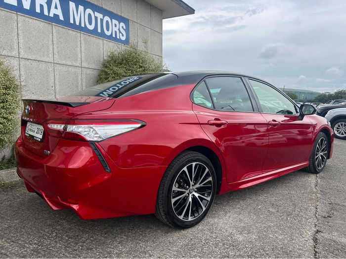 Toyota Camry 2019