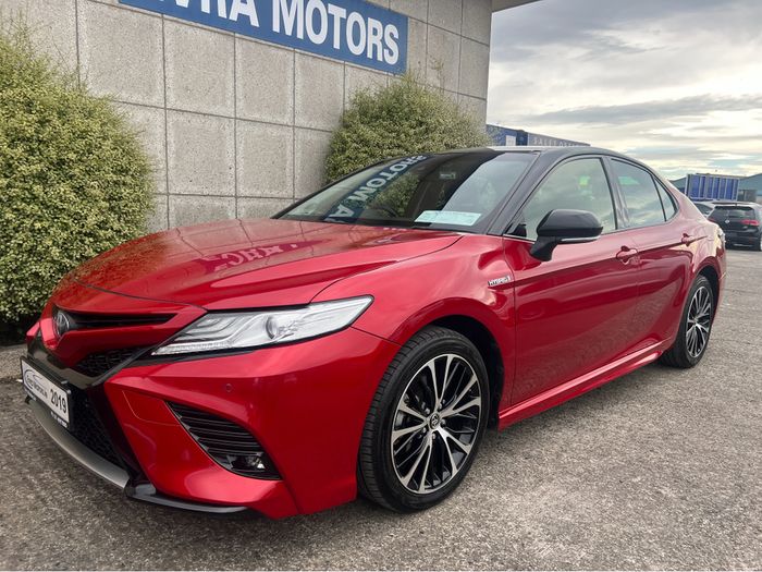 Toyota Camry 2019