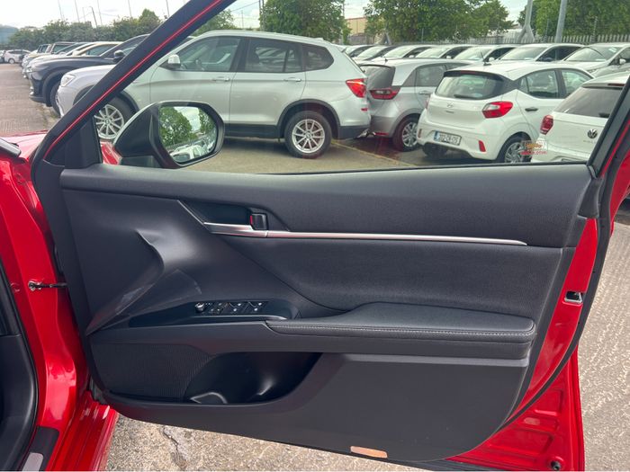 Toyota Camry 2019