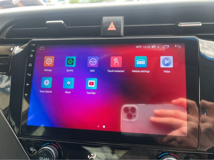 Toyota Camry 2019