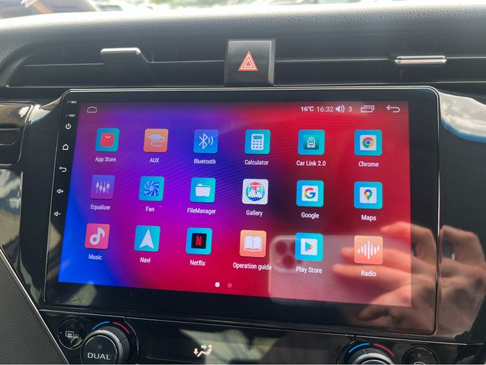 Toyota Camry 2019