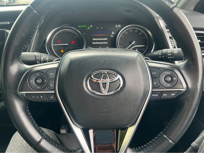 Toyota Camry 2019