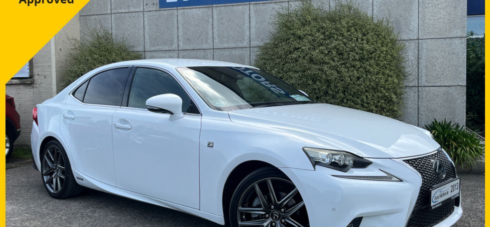Lexus IS300h 2013