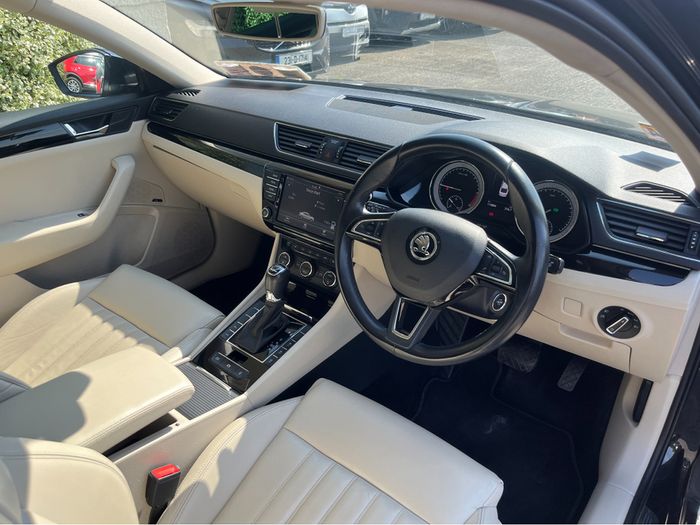 Skoda Superb 2016