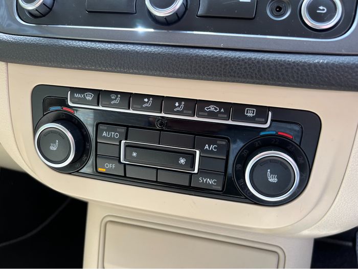 Volkswagen Tiguan 2014