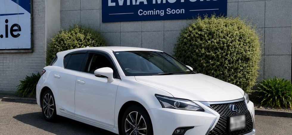 Lexus CT200H 2017