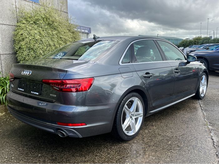Audi A4 2017