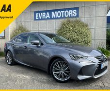 Lexus IS300h 2019