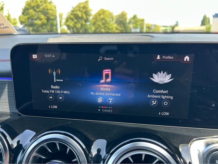 Mercedes-Benz EQB 2023