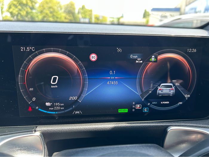 Mercedes-Benz EQB 2023