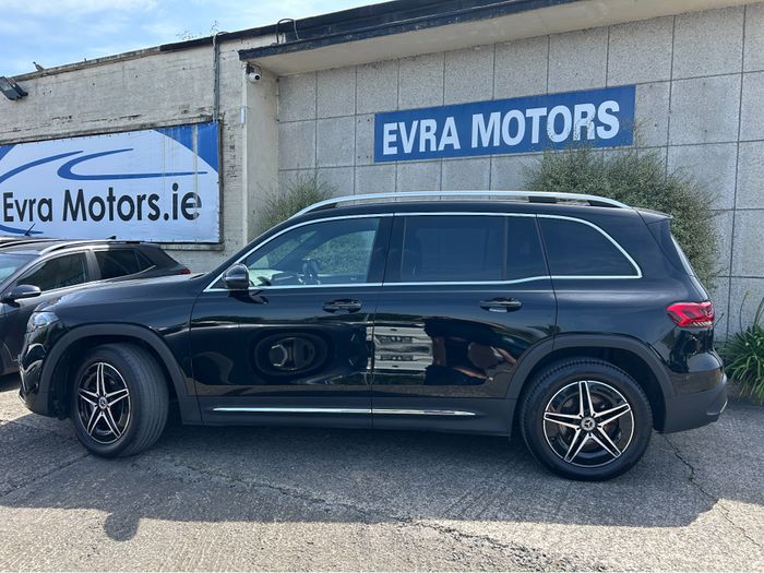 Mercedes-Benz EQB 2023