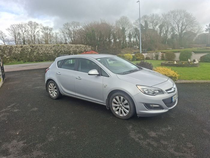 Opel Astra 2013