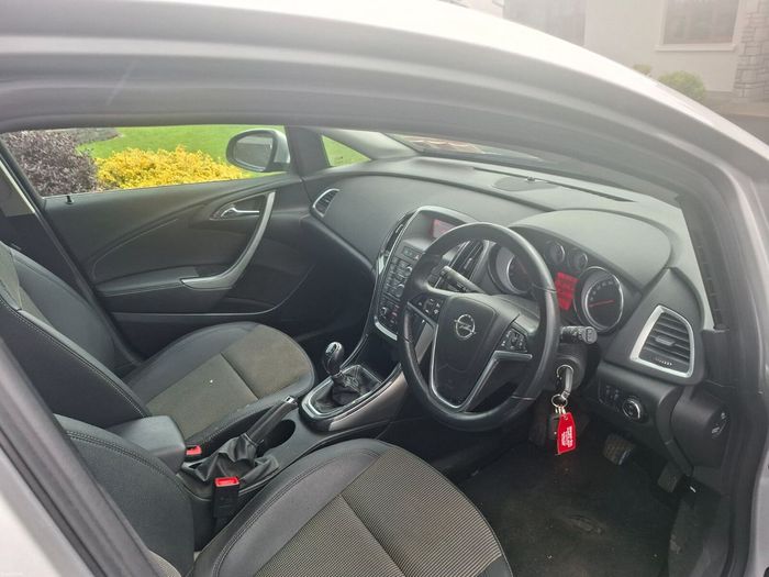 Opel Astra 2013