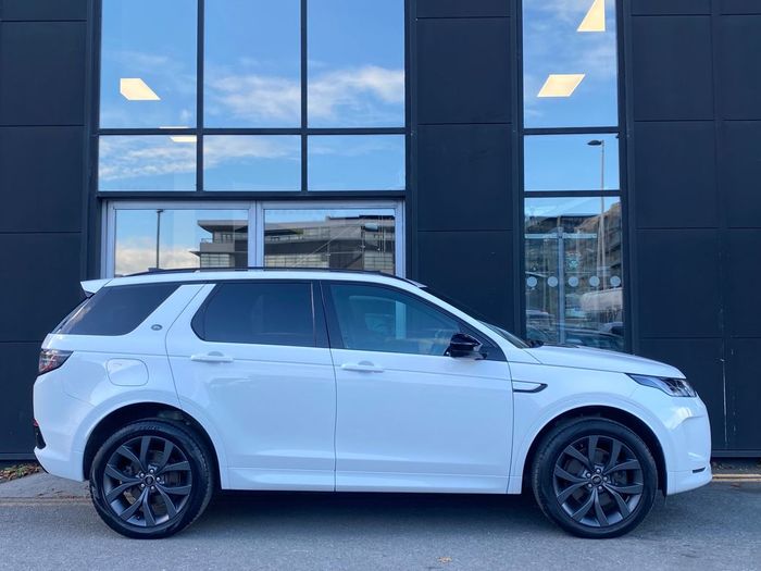 Land Rover Discovery Sport 2023