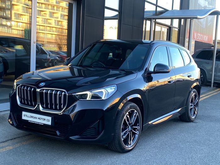 BMW iX1 2023