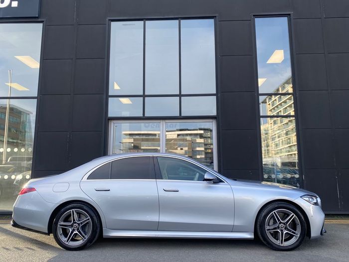 Mercedes-Benz S-Class 2021