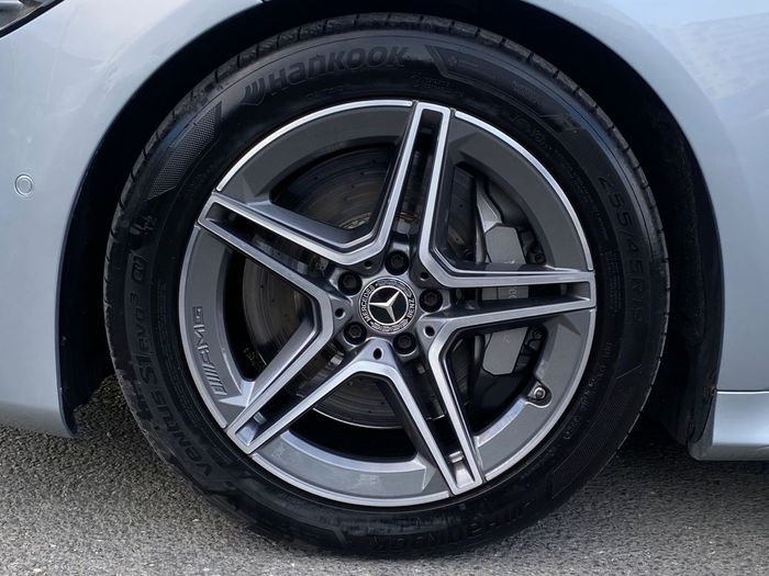 Mercedes-Benz S-Class 2021