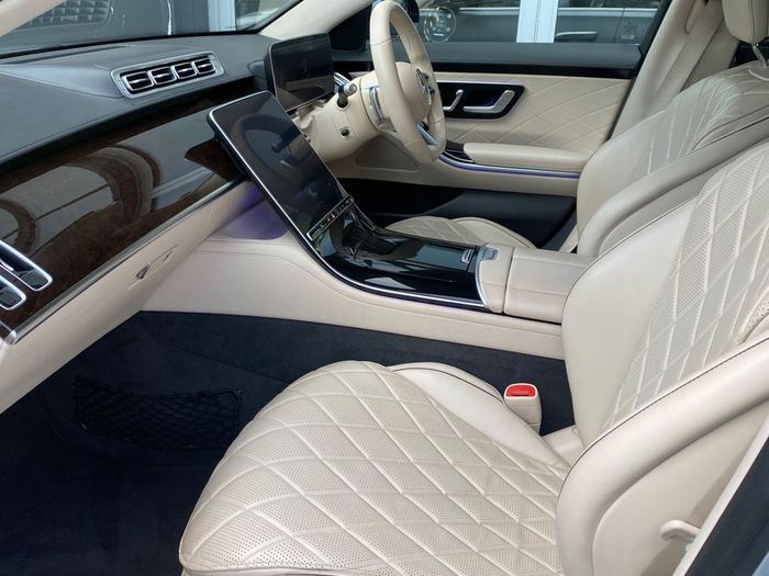 Mercedes-Benz S-Class 2021
