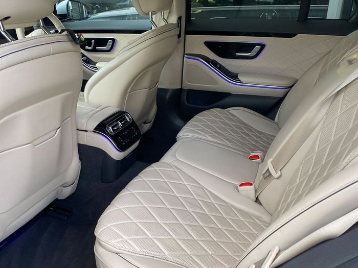 Mercedes-Benz S-Class 2021