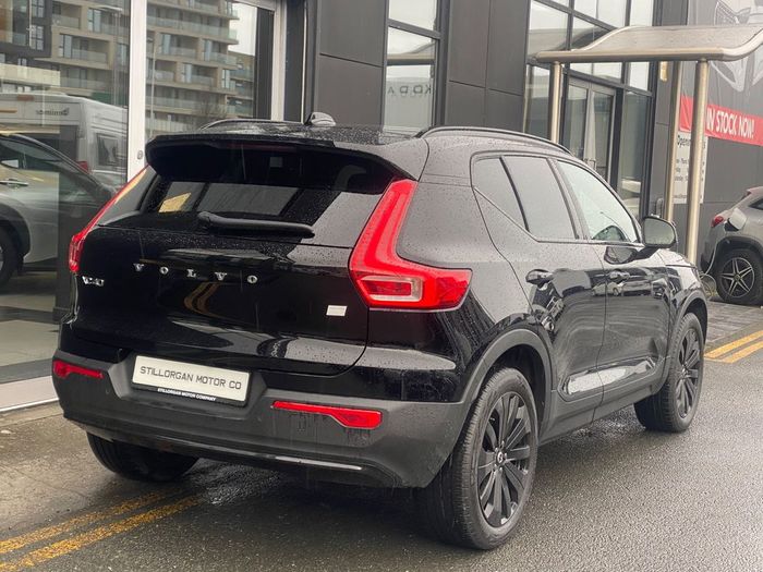 Volvo XC40 2023