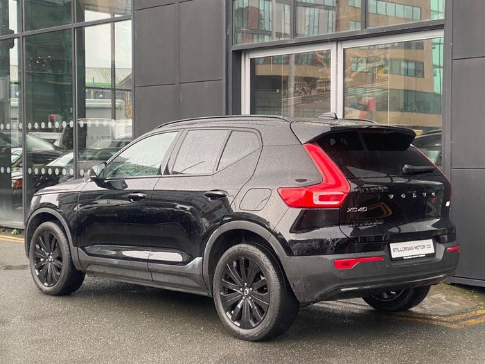 Volvo XC40 2023