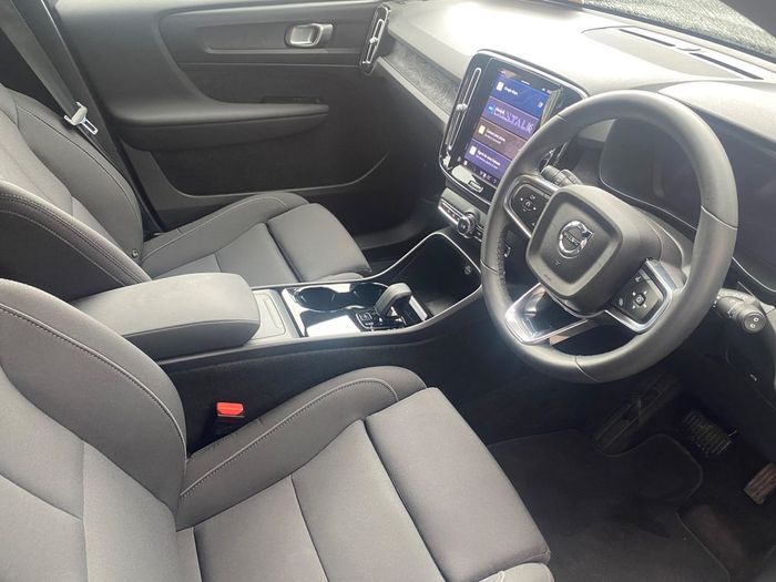 Volvo XC40 2023