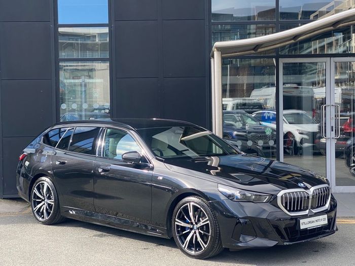 BMW 5 Series 2025
