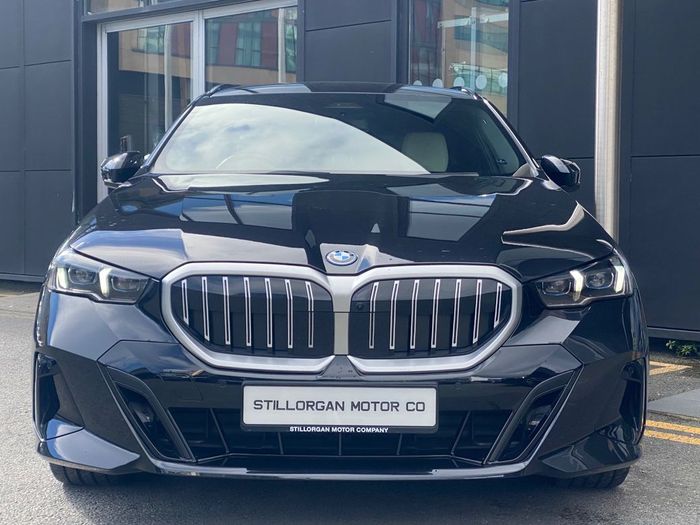 BMW 5 Series 2025
