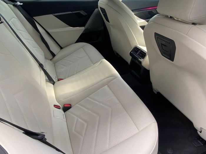 BMW 5 Series 2025