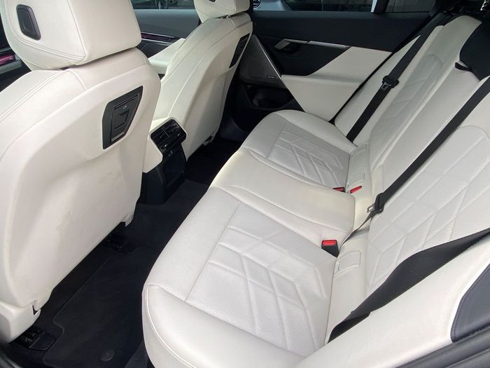 BMW 5 Series 2025