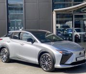 Lexus RZ 2025