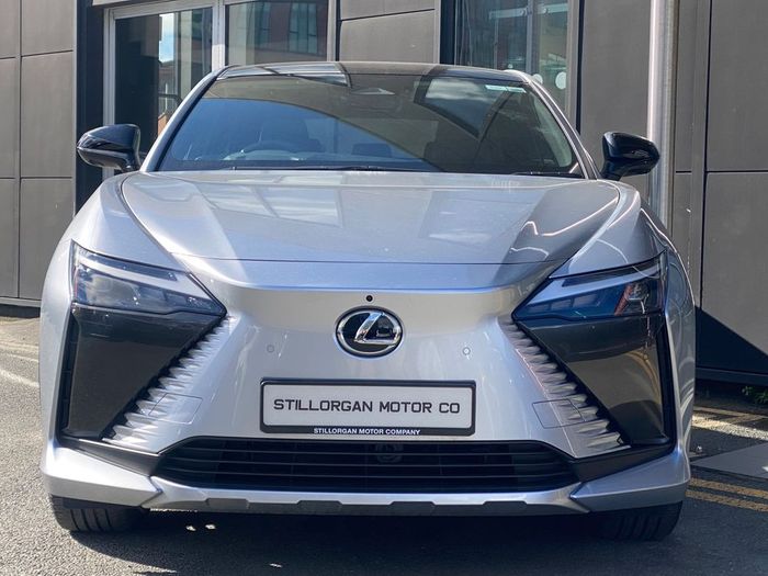 Lexus RZ 2025