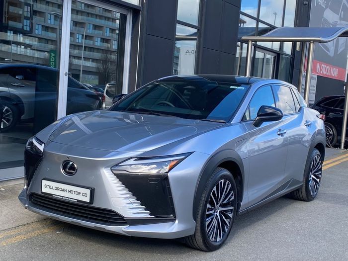 Lexus RZ 2025