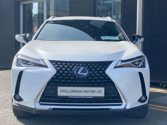 Lexus UX250h 2020