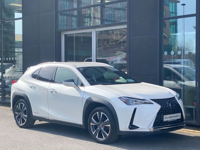 Lexus UX250h 2020