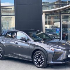 Lexus RZ 2024