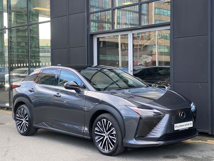 Lexus RZ 2024